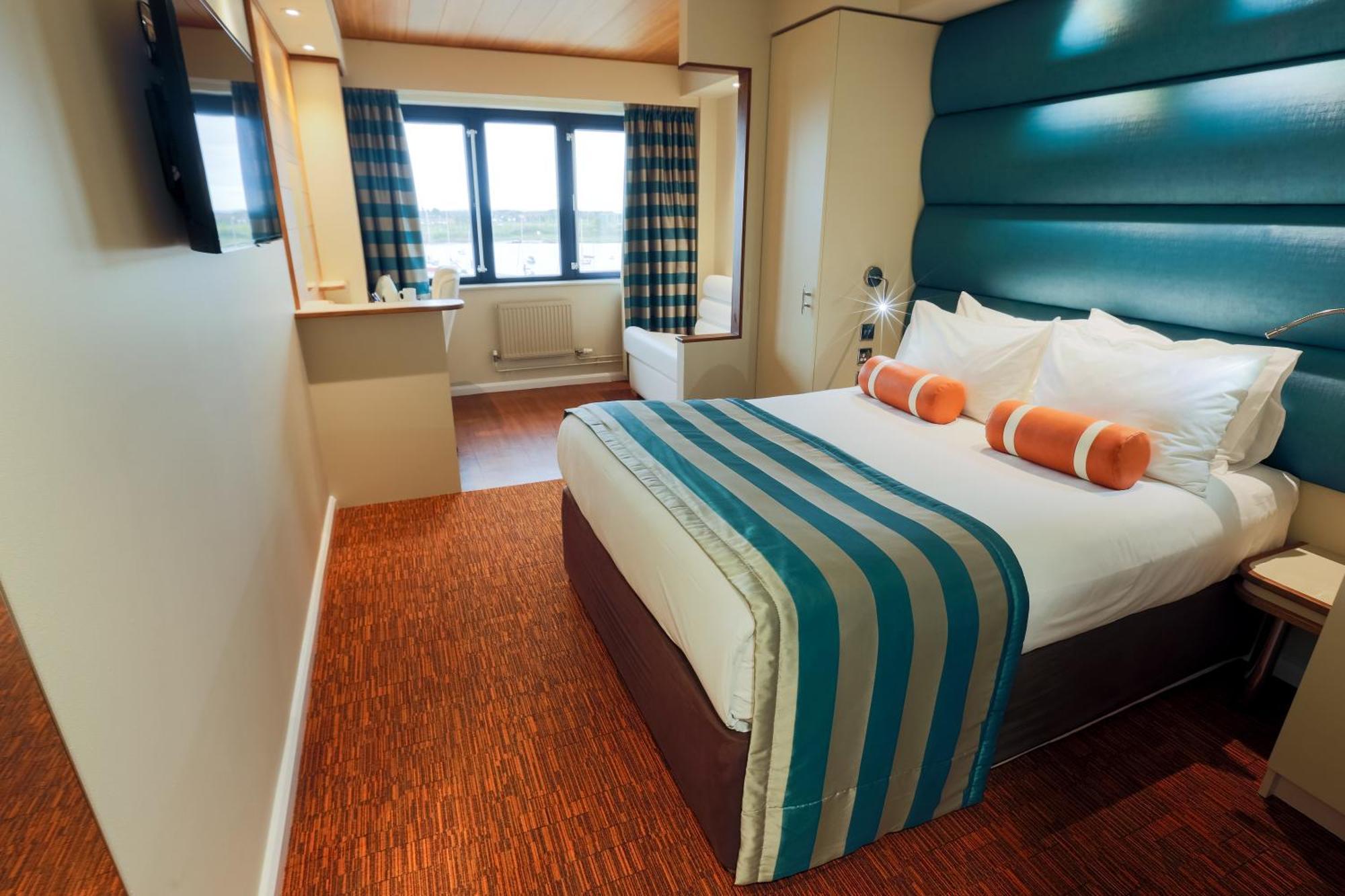 Rnli College Hotel Пул Екстериор снимка